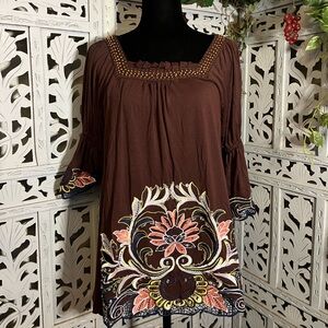 URBAN MANGO BOHO BROWN WITH DETAILED MULTICOLOR EMBROIDERY SHORT SLEEVE TOP